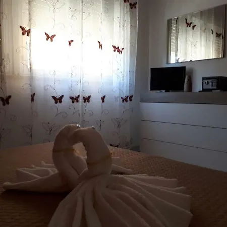 Le Tre Gemme Apartment *